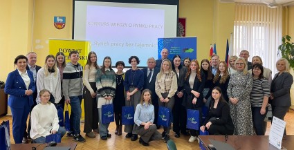 Zdjęcie artykułu Test wiedzy o rynku pracy dla uczniów szkół średnich z terenu powiatu lidzbarskiego
